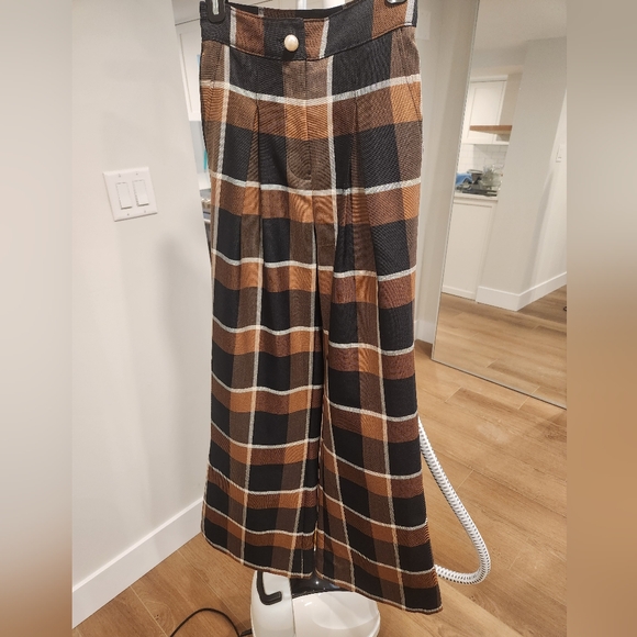 Staud Moon checked, wool blend wide leg trouser - Picture 4 of 4